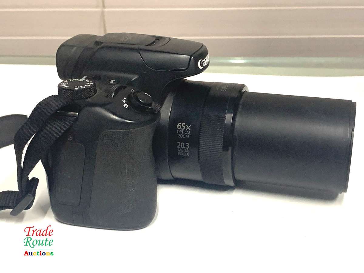 Canon PowerShot SX70 HS 4K 20.3MP 65x Optical Zoom Wi-Fi Digital Camera (Scratch on Lens)