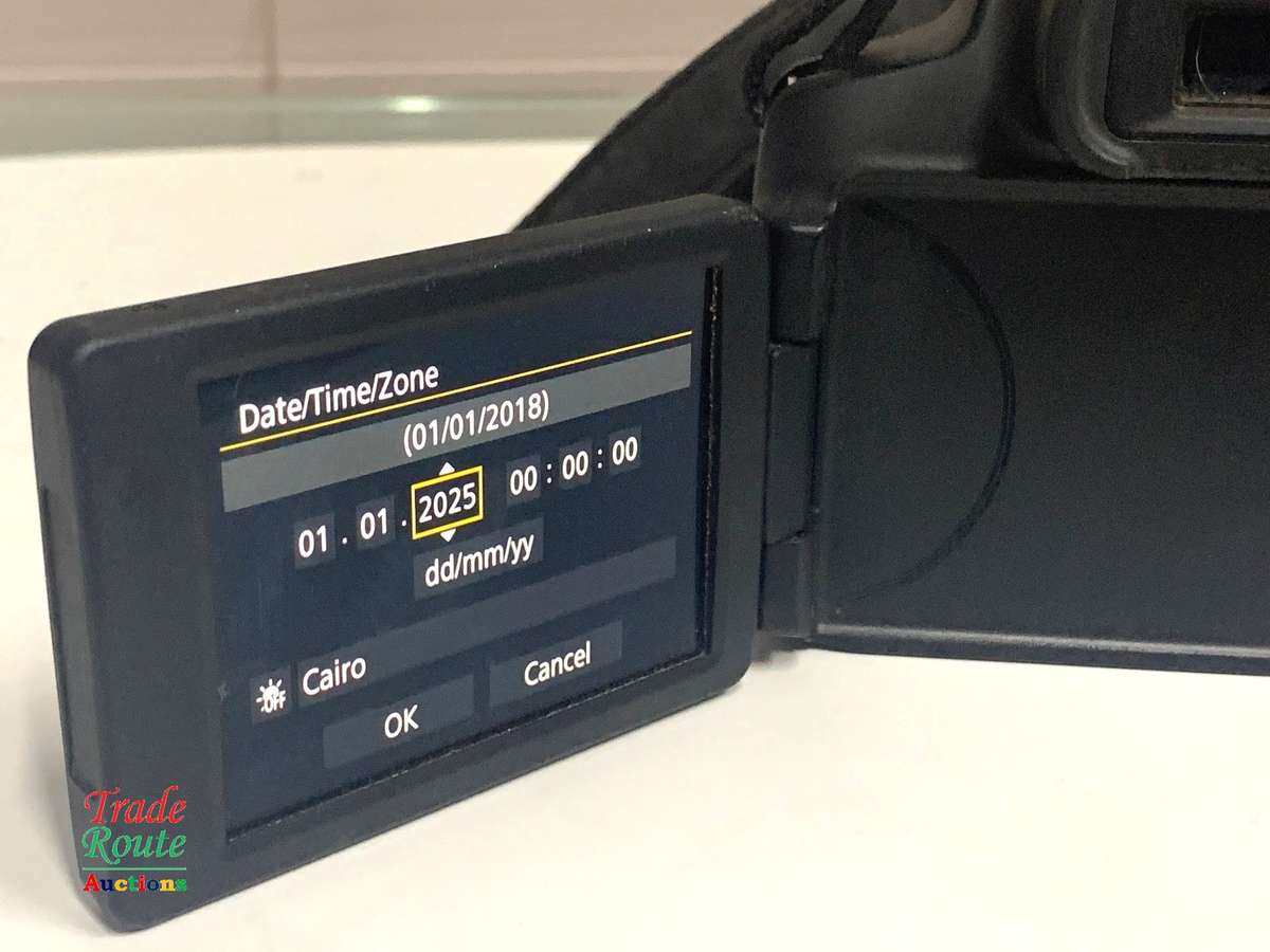 Canon PowerShot SX70 HS 4K 20.3MP 65x Optical Zoom Wi-Fi Digital Camera (Scratch on Lens)