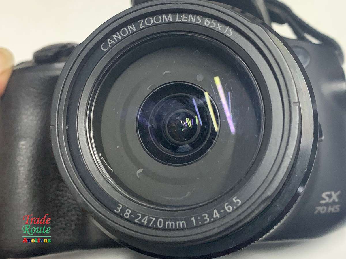 Canon PowerShot SX70 HS 4K 20.3MP 65x Optical Zoom Wi-Fi Digital Camera (Scratch on Lens)