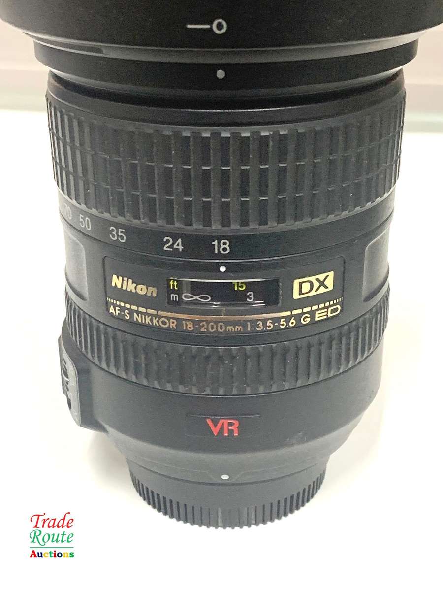 Nikon 18-200mm VR Telephoto Zoom Lens for NIKON DIGITAL Cameras