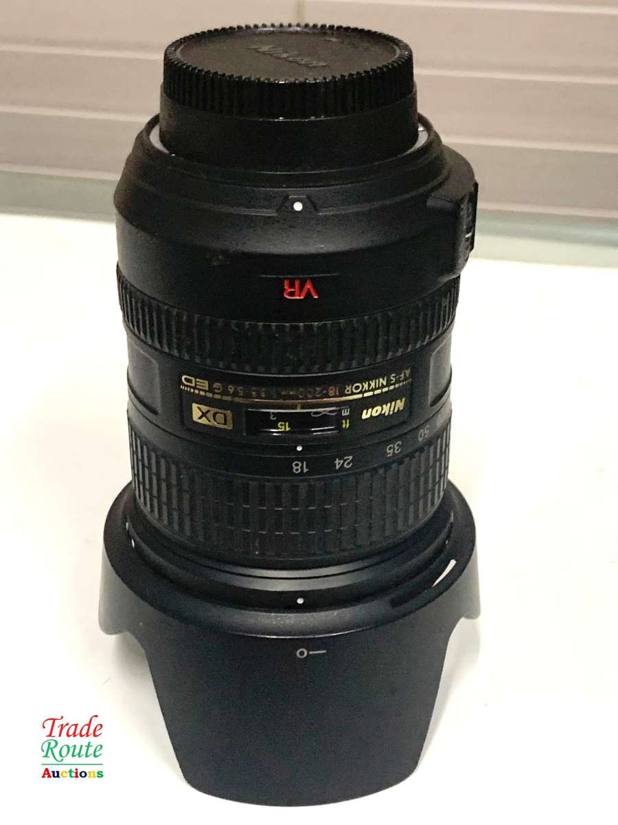 Nikon 18-200mm VR Telephoto Zoom Lens for NIKON DIGITAL Cameras