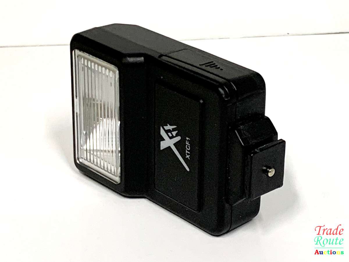 XTCF1 Flash for DSLR cameras