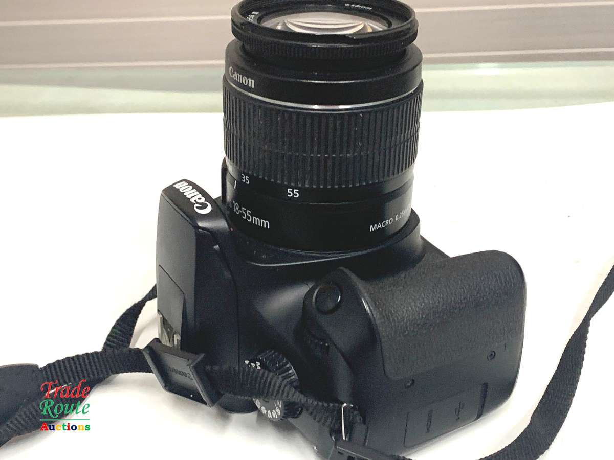 Canon 4000D DSLR Camera and EF-S 18-55 mm f/3.5-5.6 III Lens Kit  ** R 7299 Retail