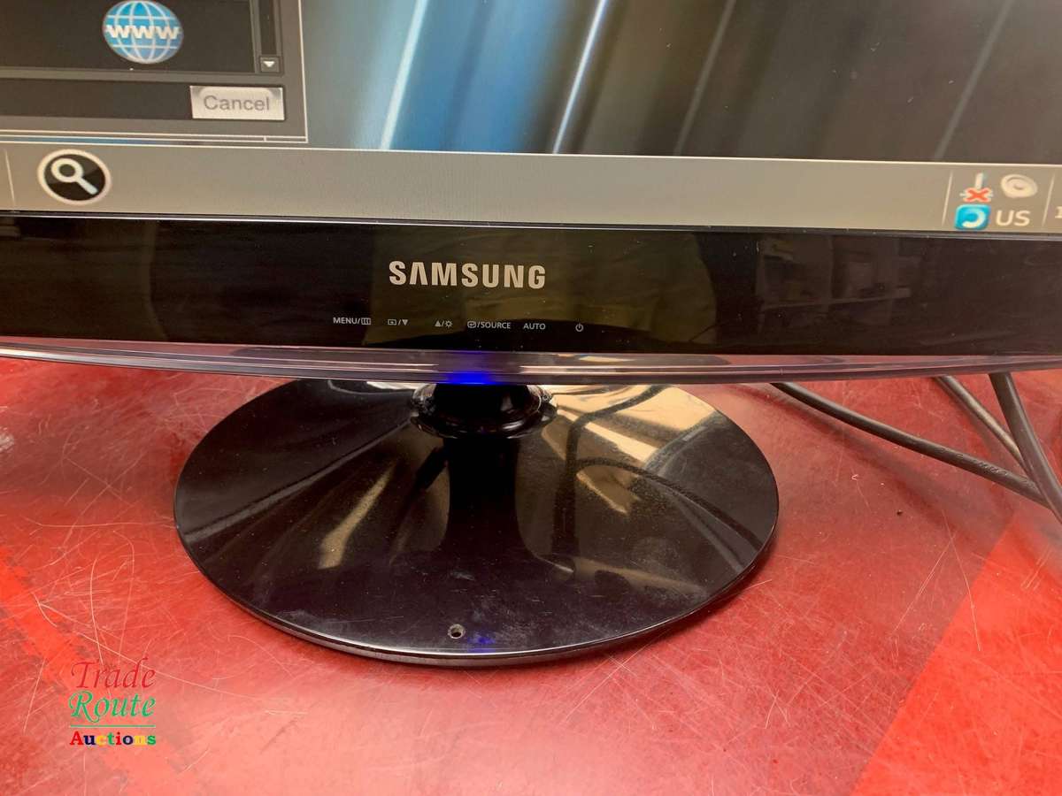 Samsung SyncMaster B2330H 23-inch Full HD Widescreen Monitor (VGA+HDMI+DVI)