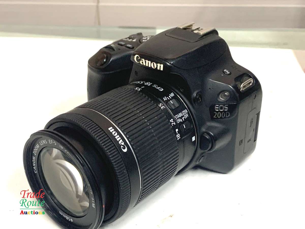 Canon EOS 200D DSLR Camera with Canon 18-55 STM Lens kit - 24.2MP - DIGIC 7