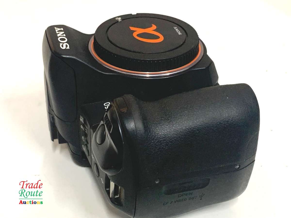 SONY ALPHA A350 DIGITAL CAMERA 14.2 MP BODY ONLY