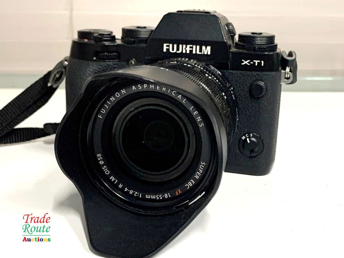 FUJIFILM X-T1 Mirrorless Digital Camera with 18-55mm Lens  Kit