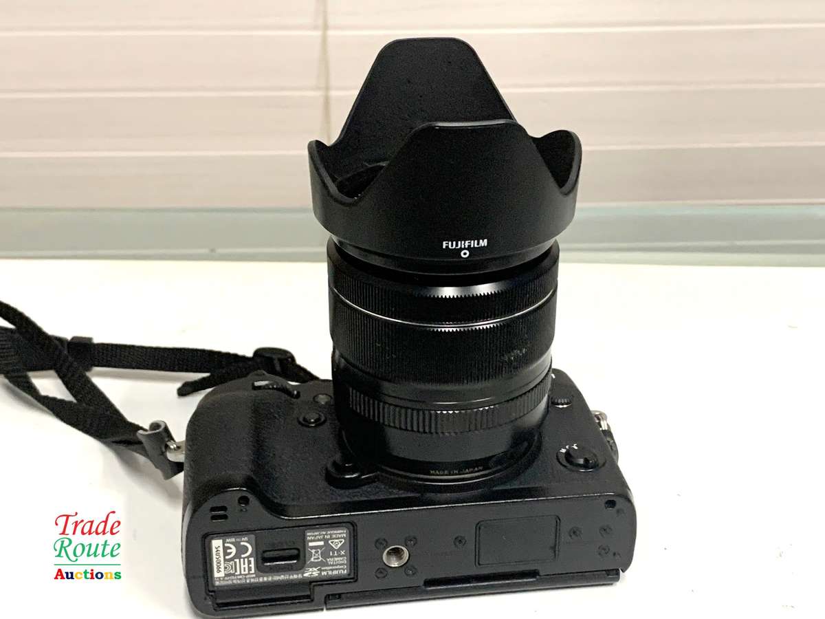 FUJIFILM X-T1 Mirrorless Digital Camera with 18-55mm Lens  Kit