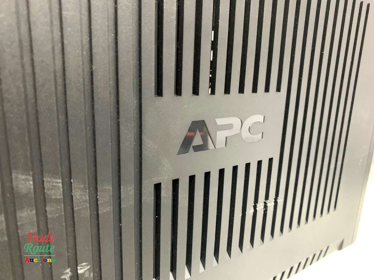 APC Smart-UPS 950 UnInterrupted Power Supply Needs new Battery