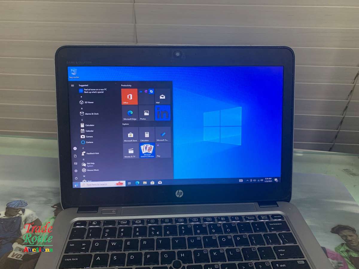 HP EliteBook 820 G4 Laptop Core i5 2.6GHz  8GB RAM 320GB HDD Win 10 Pro