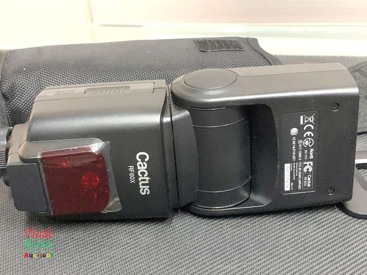 Cactus RF60x Wireless Flash for Canon Nikon Sony Pentax DSLR Cameras