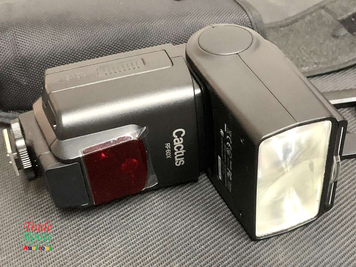 Cactus RF60x Wireless Flash for Canon Nikon Sony Pentax DSLR Cameras