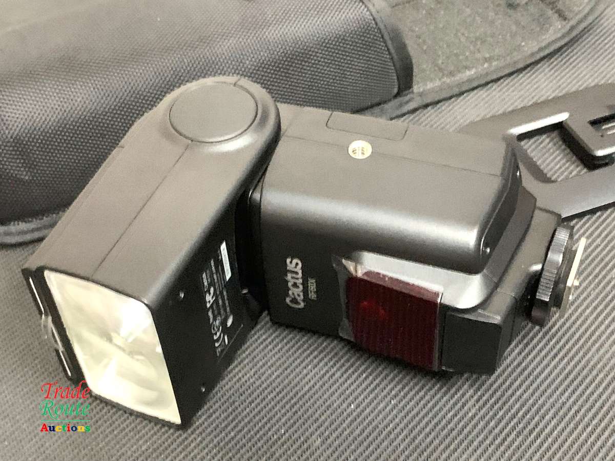 Cactus RF60x Wireless Flash for Canon Nikon Sony Pentax DSLR Cameras