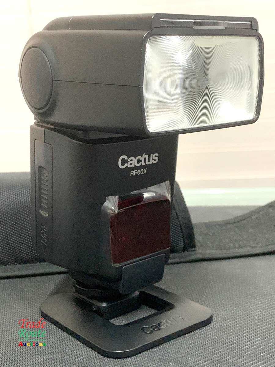 Cactus RF60x Wireless Flash for Canon Nikon Sony Pentax DSLR Cameras