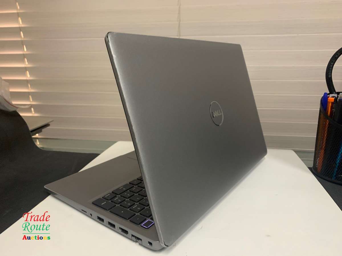 DELL LATITUDE 5520 15.6" FHD Laptop | 11th Gen Core i7-1165G7 | 16GB RAM | 512GB SSD