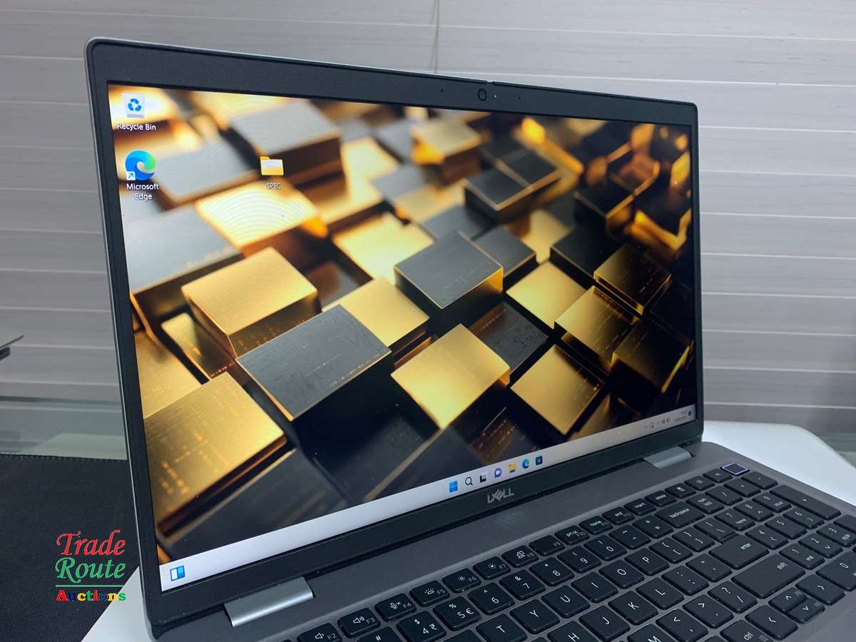 DELL LATITUDE 5520 15.6" FHD Laptop | 11th Gen Core i7-1165G7 | 16GB RAM | 512GB SSD