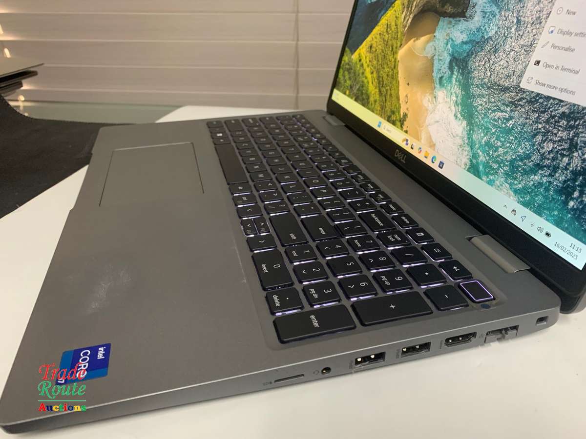 DELL LATITUDE 5520 15.6" FHD Laptop | 11th Gen Core i7-1165G7 | 16GB RAM | 512GB SSD