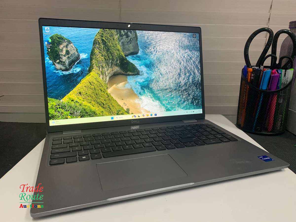 DELL LATITUDE 5520 15.6" FHD Laptop | 11th Gen Core i7-1165G7 | 16GB RAM | 512GB SSD