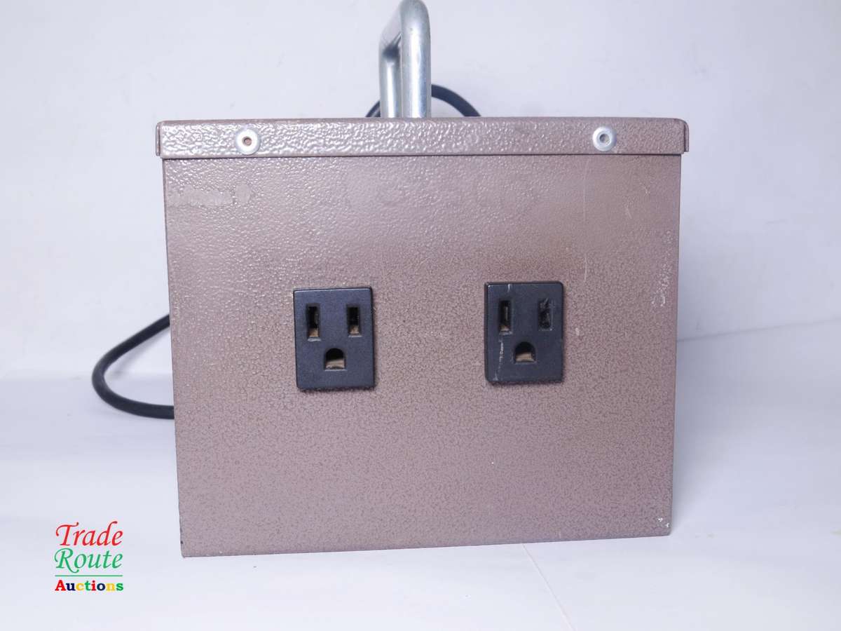 Auto Step-Down Transformer 1KVA 230V to 110V AC 1000W - US plug