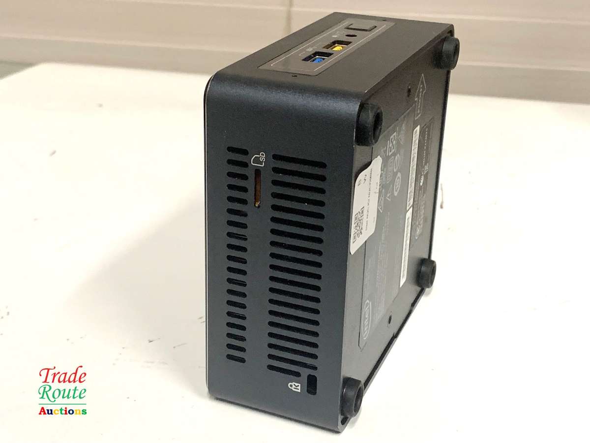 Intel NUC Mini-PC NUC7i5BNH Desktop PC CORE i5 7260U 7th Gen 2.2GHz | 8GB RAM | 250GB SSD