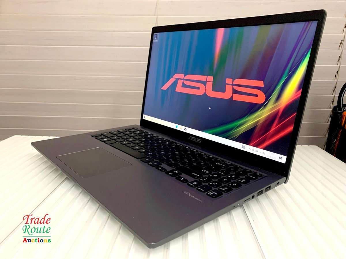 Asus M515 AMD Ryzen 3 8GB RAM 256GB SSD 15.6" HD Notebook