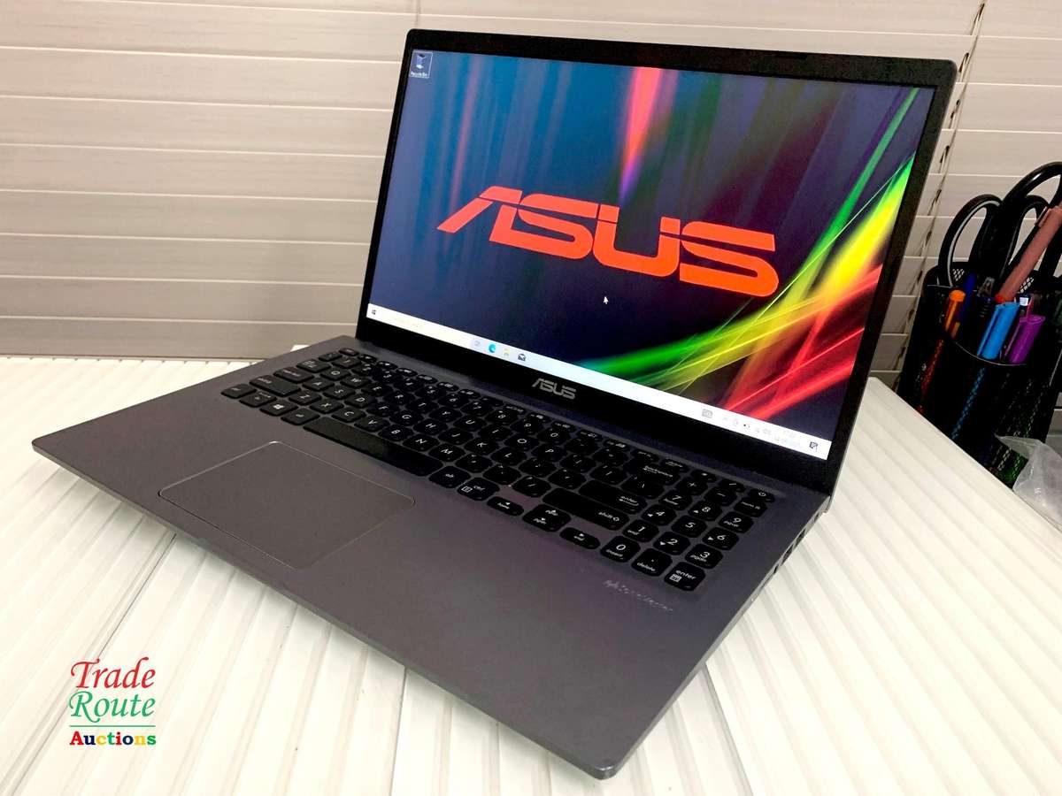 Asus M515 AMD Ryzen 3 8GB RAM 256GB SSD 15.6" HD Notebook