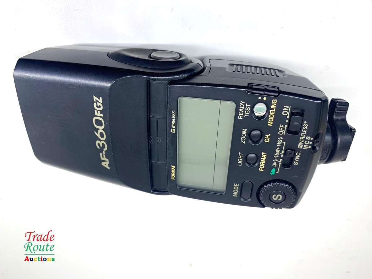 Pentax AF-360FGZ Shoe Mount Flash for Pentax Digital Cameras