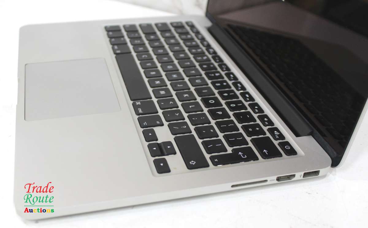 Boxed Apple MacBook Pro 13.3-inch  | Core i5 2.6GHz | 8GB RAM | 500GB SSD  ** RETINA DISPLAY *