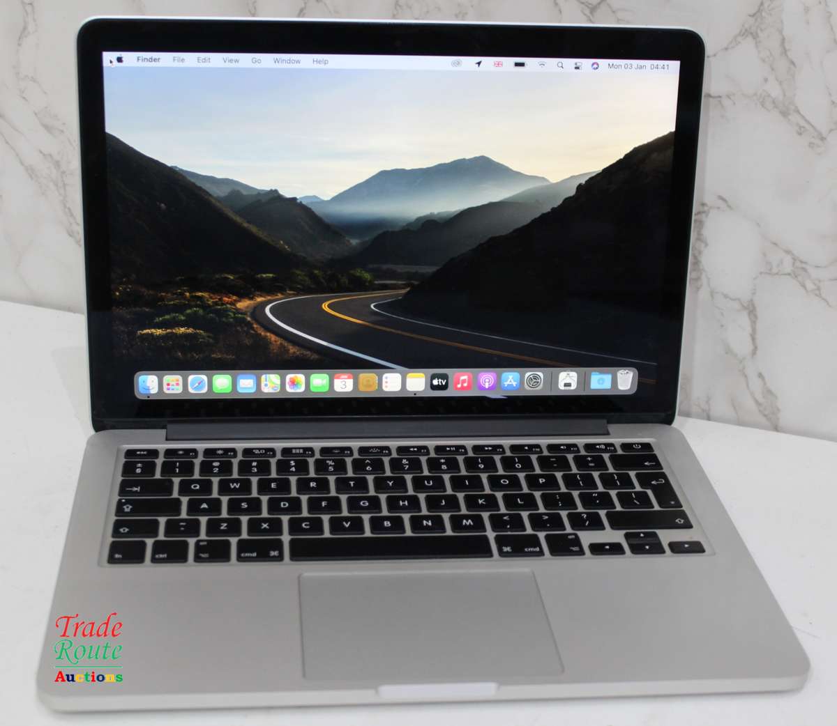 Boxed Apple MacBook Pro 13.3-inch  | Core i5 2.6GHz | 8GB RAM | 500GB SSD  ** RETINA DISPLAY *