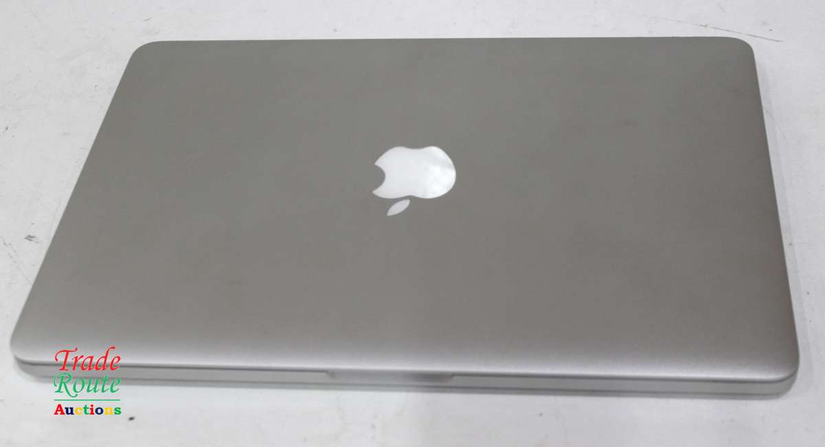 Boxed Apple MacBook Pro 13.3-inch  | Core i5 2.6GHz | 8GB RAM | 500GB SSD  ** RETINA DISPLAY *