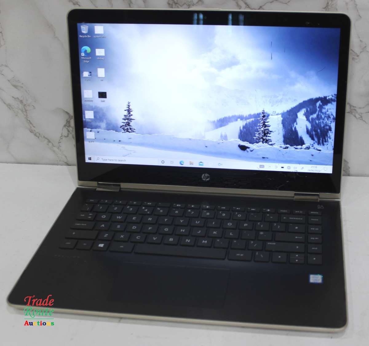 HP Pavilion x360 Convertible 14-ba0xx Laptop - Core i3 7100 2.4GHz 4GB RAM 128GB SSD -Cracked Screen