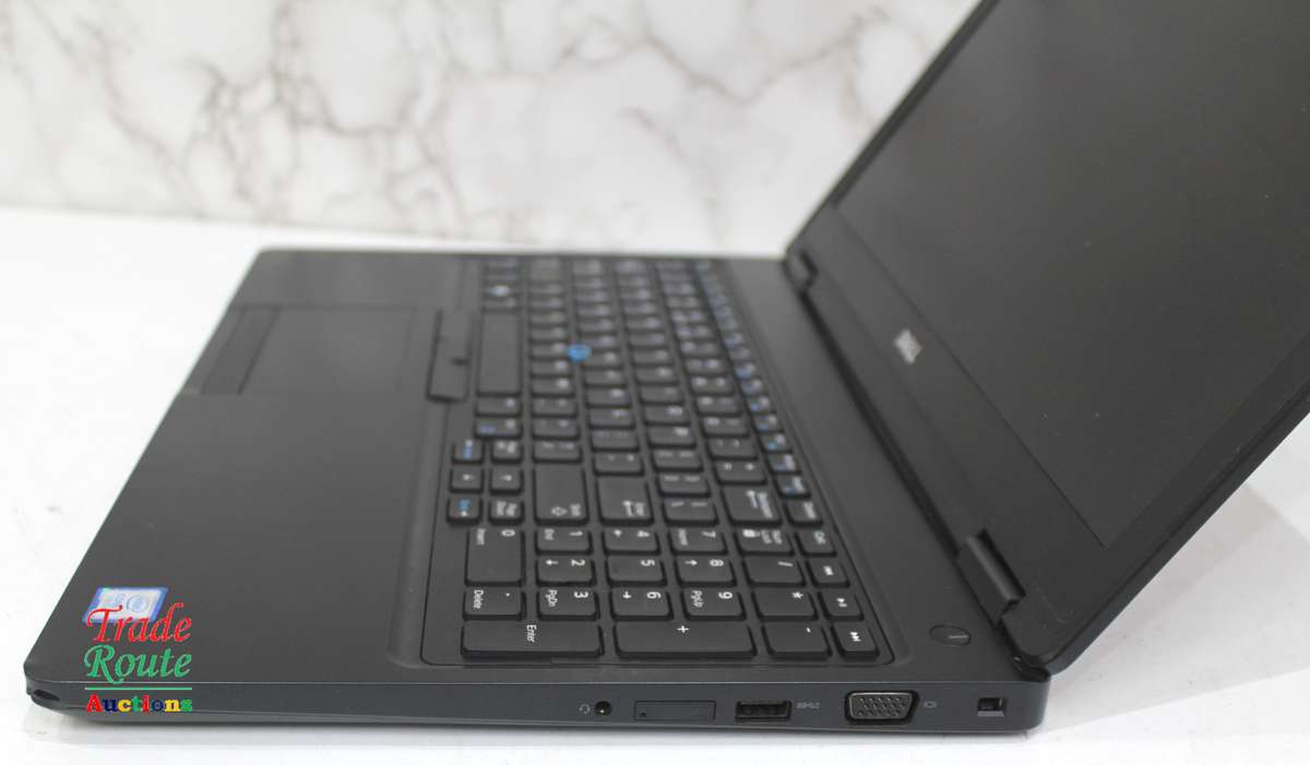 Dell Precision 3520 15.6" LAPTOP | Intel Core i7 7700HQ 2.8GHz  | 16GB RAM | 512GB SSD - Low Battery