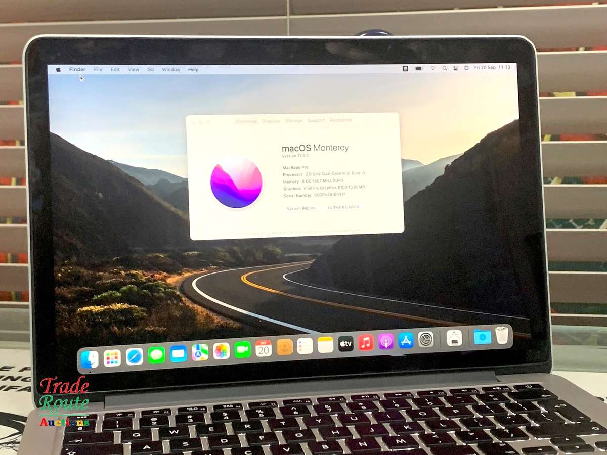 MacBook Pro 13.3-inch * macOS Monterey ** RETINA ** Core i5 2.9GHz | 8GB RAM | 500GB SSD