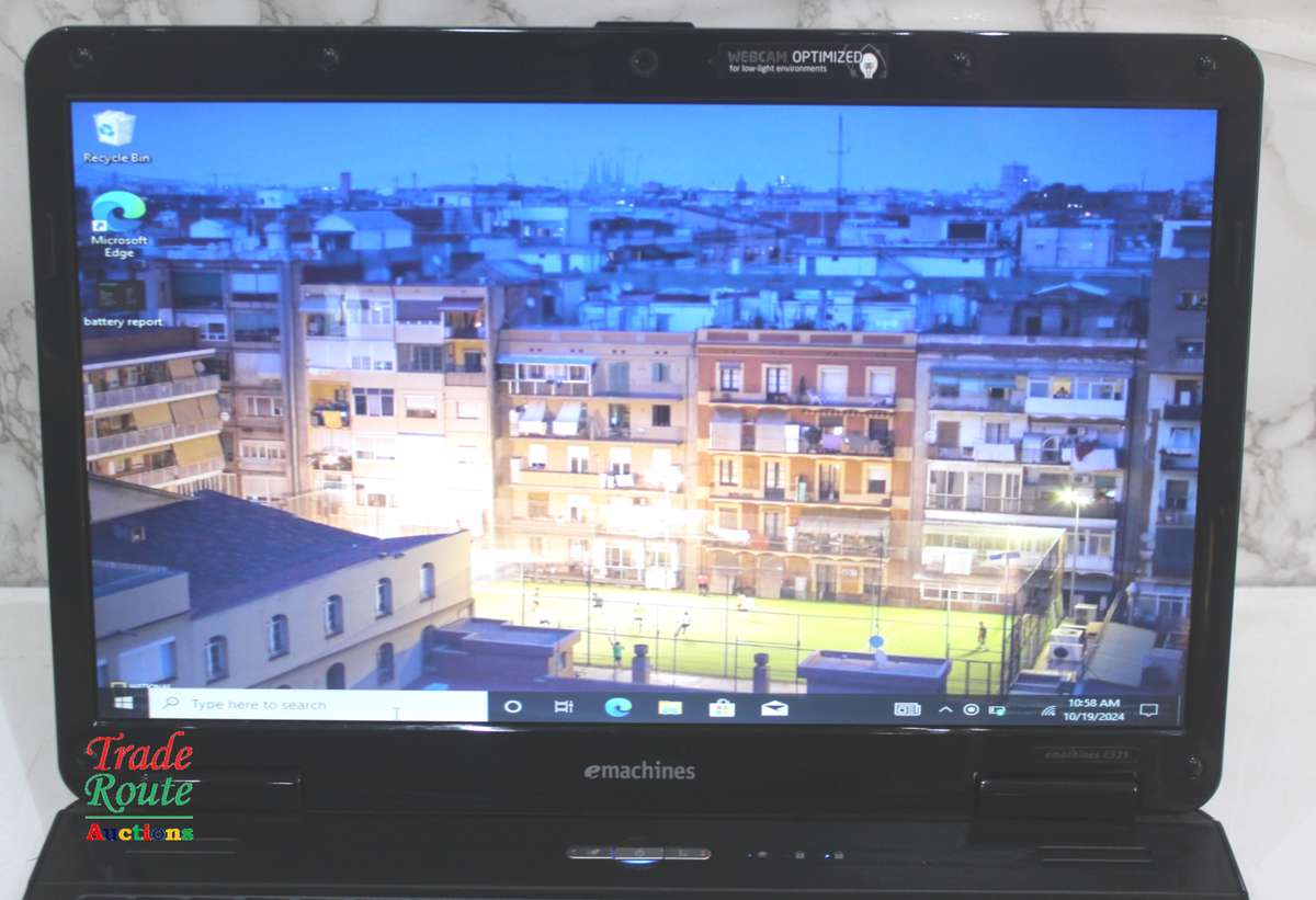 emachines by Acer E525 Laptop | Intel Celeron 900 2.2GHz 2GB RAM 250GB HDD - Faulty Battery