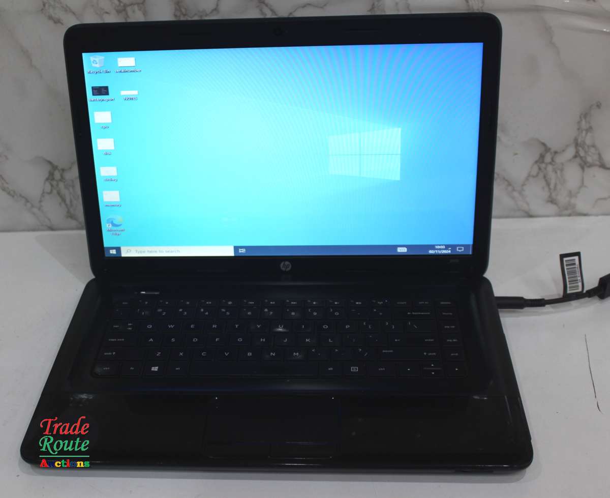 HP 2000 Notebook 15.6 Inch Laptop | CORE i3 3120M 2.5GHz | 4GB RAM | 320GB HDD - faulty battery