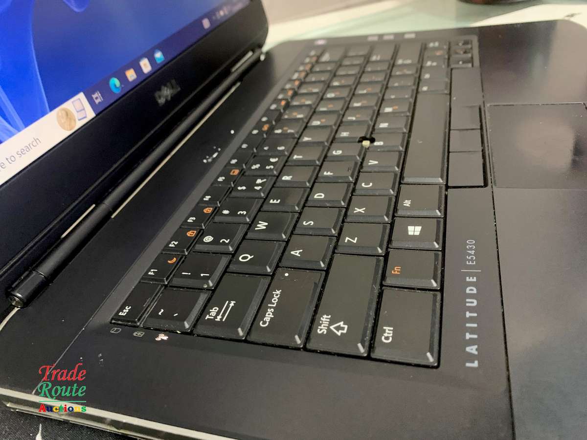 DELL LATITUDE E5430 LAPTOP | CORE i5 3230M 2.6GHz | 4GB RAM | 500GB HDD