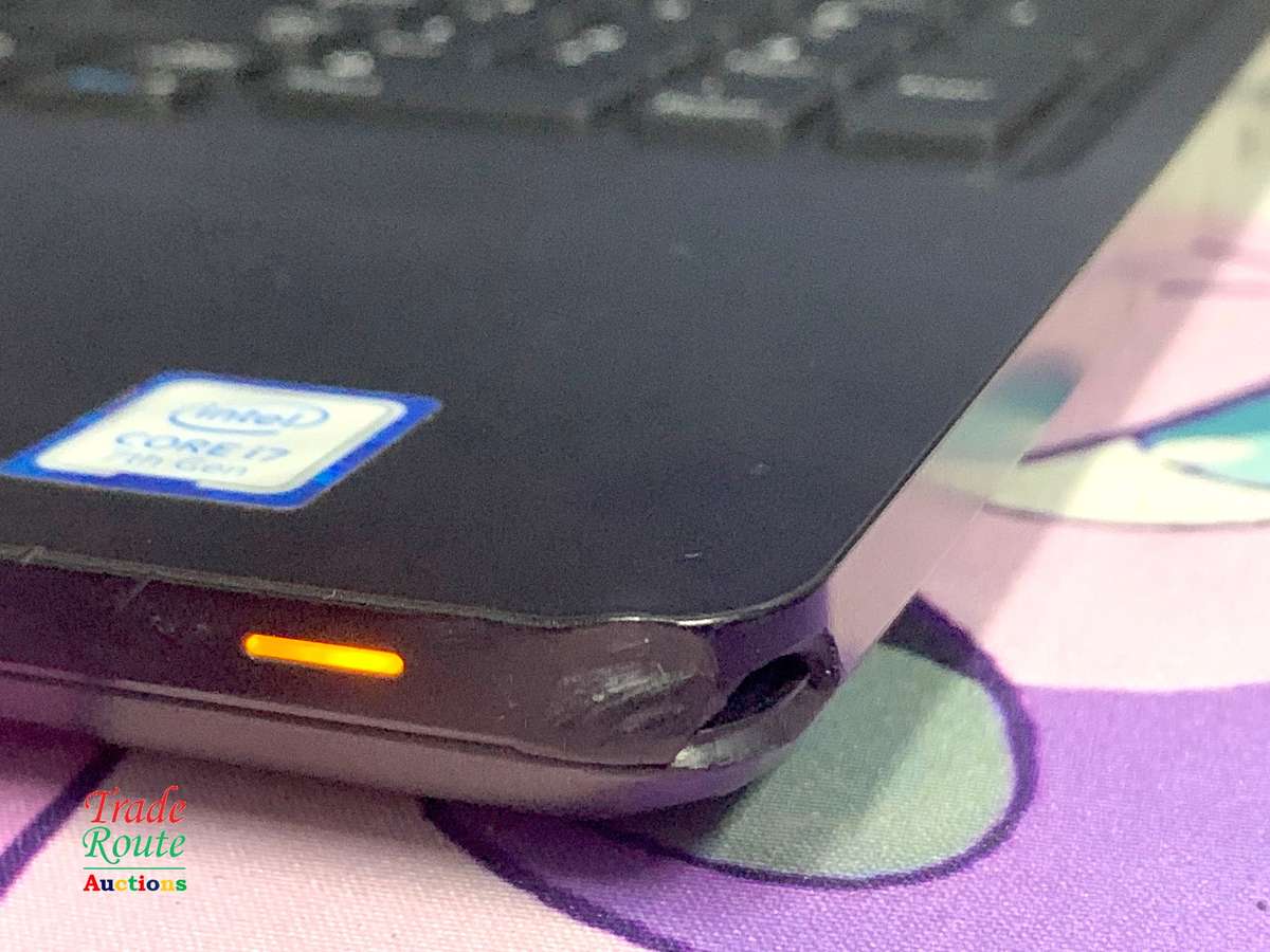 Dell Precision 3520 15.6" LAPTOP | Intel Core i7 7700HQ 2.8GHz  | 16GB RAM | 512GB SSD - Low Battery