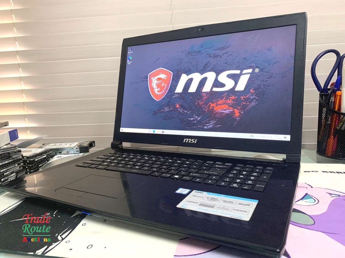 MSI CR72 6M 17.3 Inch i7 Gaming Laptop