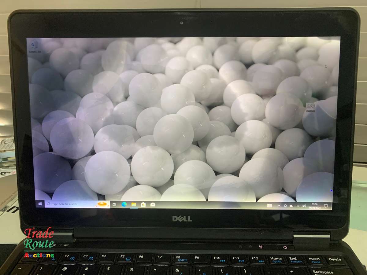 DELL LATITUDE E7240 TouchScreen LAPTOP | CORE i7 2.1GHz | 8GB RAM | 256GB SSD - Faded Screen