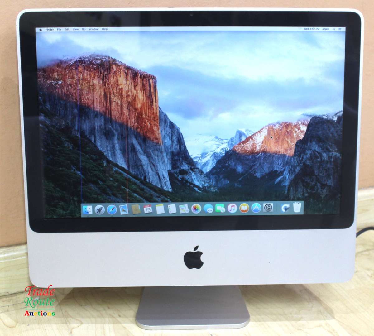 iMac 24-Inch Core 2 Duo 2.66Ghz - All in One Desktop - ATI Radeon Graphics