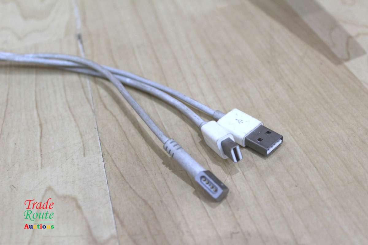 Apple LED Cinema Display 24-inch Monitor A1267