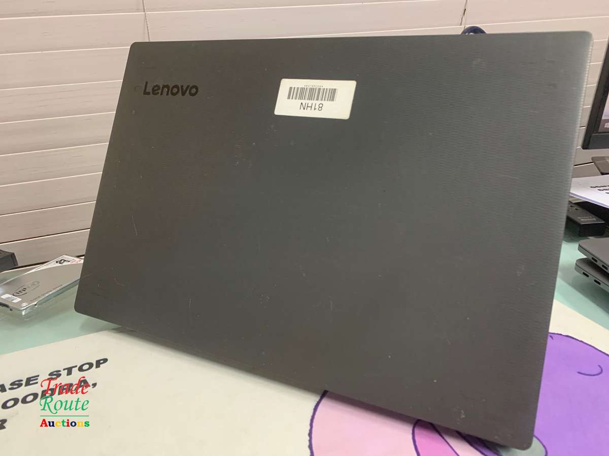 LENOVO V130 15.6 inch LAPTOP - Core i5 - HINGE DAMAGED - Salvage Stock