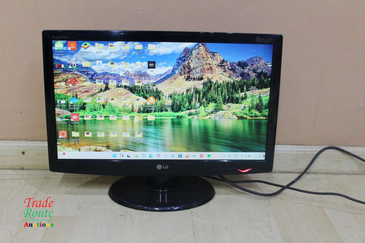 LG Flatron W2343S-PF 23-inch LCD Monitor 1920x1080