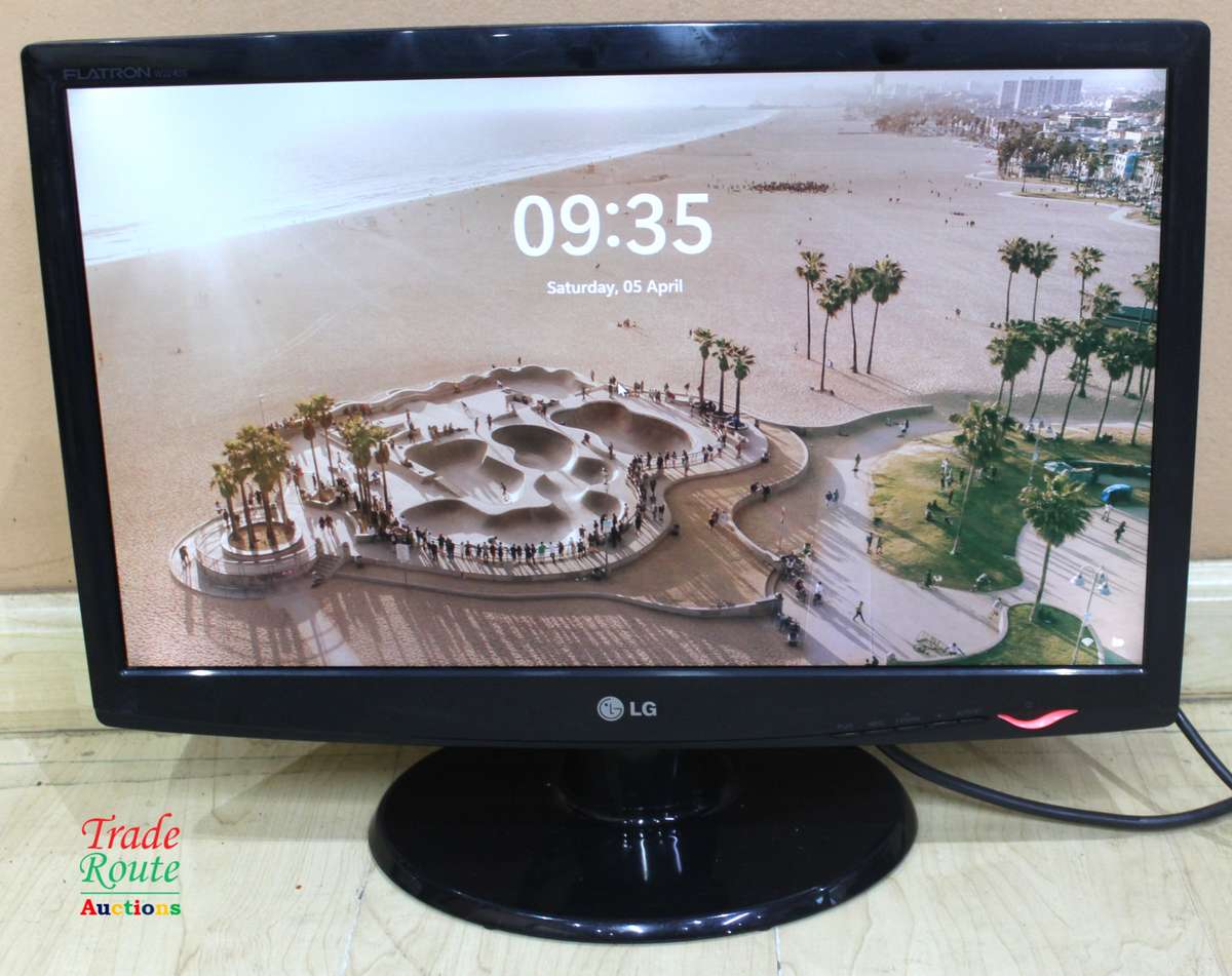 LG Flatron W2243S-PF 22-inch LCD Monitor 1920x1080