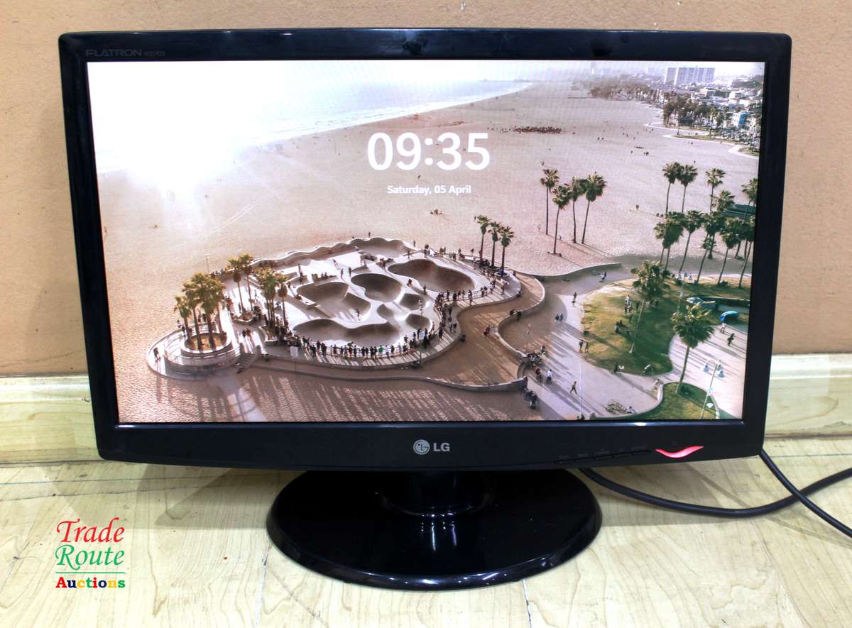 LG Flatron W2243S-PF 22-inch LCD Monitor 1920x1080