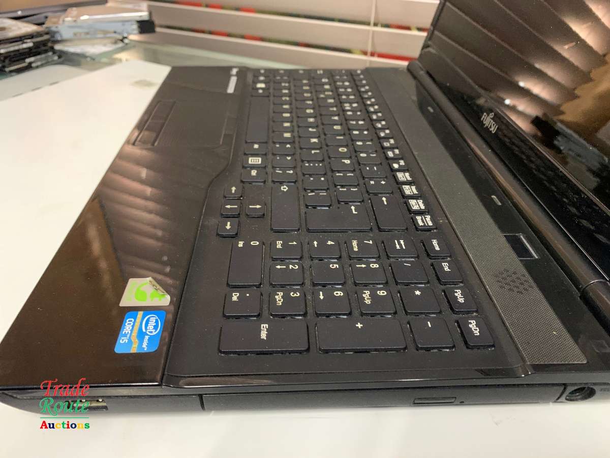 Fujitsu Lifebook Laptop Core i5 - 4GB RAM - 256GB SSD - Faulty Keyboard - Salvage Stock
