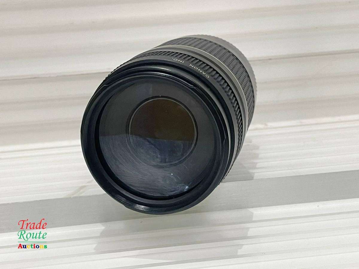 Canon 75-300mm Telephoto Zoom Lens