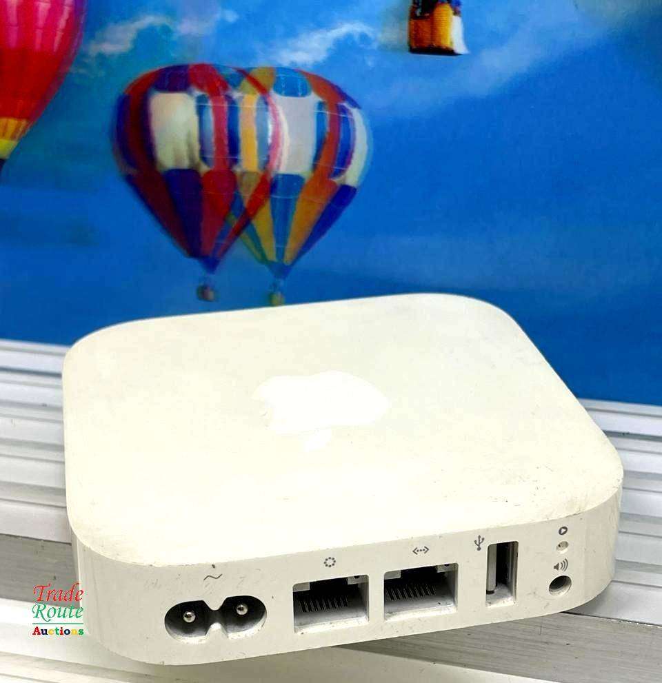 Apple Airport Express Base Station Model A1392 802.11n Wi-Fi Router