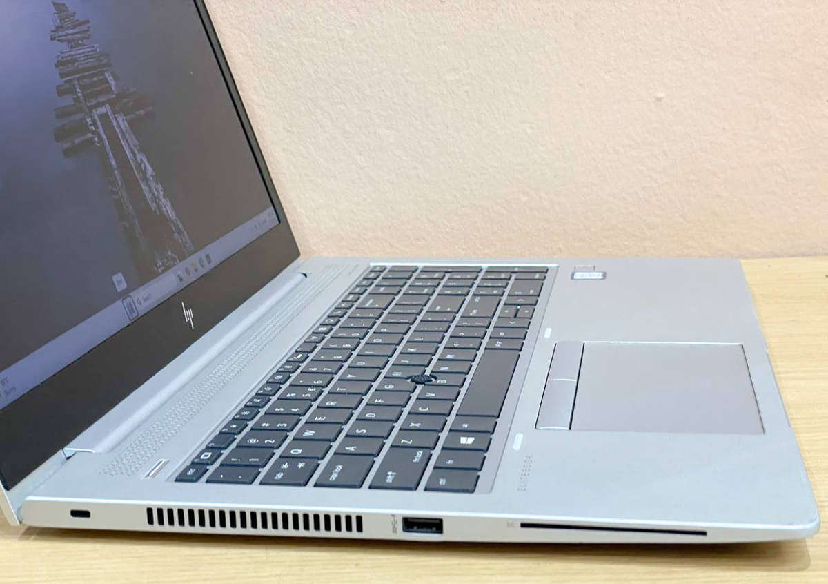 HP EliteBook 850 G5 LAPTOP 15.6 Inch Core i7 8GB RAM 256GB SSD * Windows 11 Pro