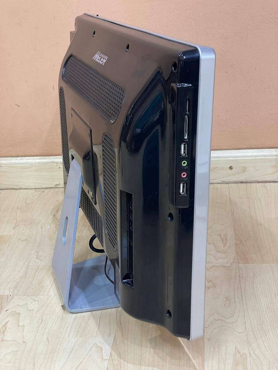 Mecer All in one PC - Core i5 7400 3.0GHz 8GB RAM 500GB HDD